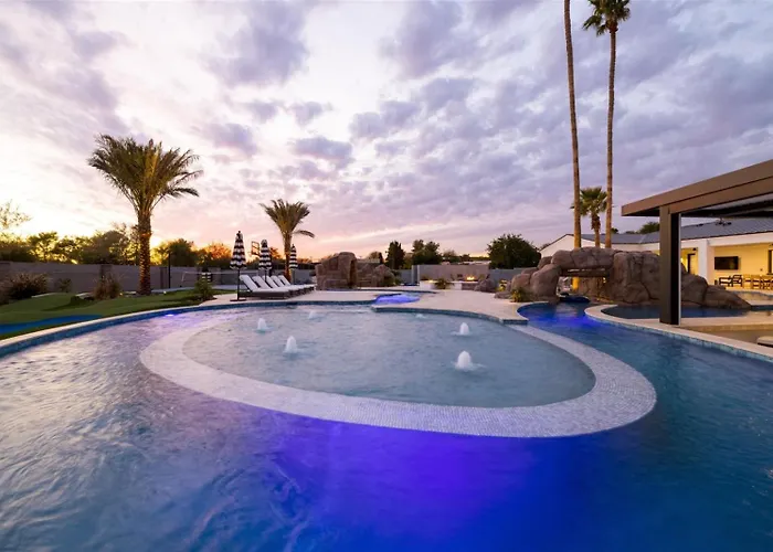 Palm Ridge Hotel